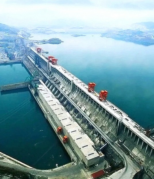 ГЭС «Три ущелья» – самое тяжелое сооружение планеты