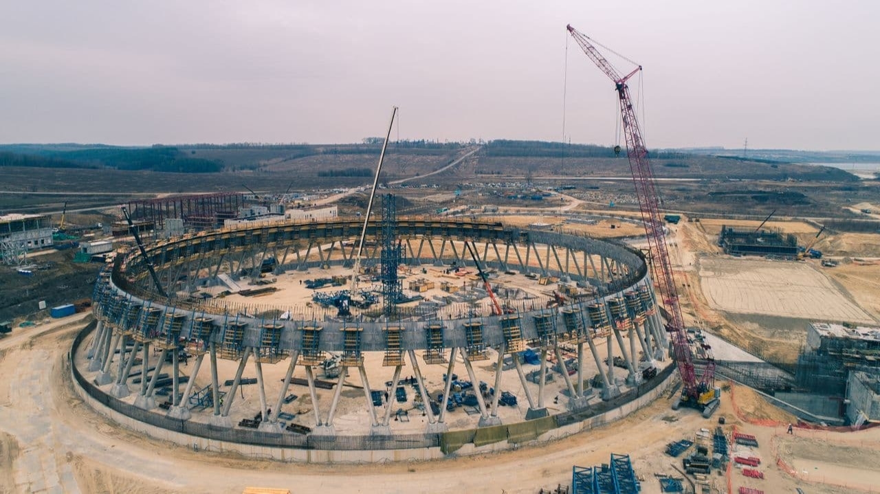 Бетонирование оболочки самой высокой градирни в России начали на Курской АЭС-2