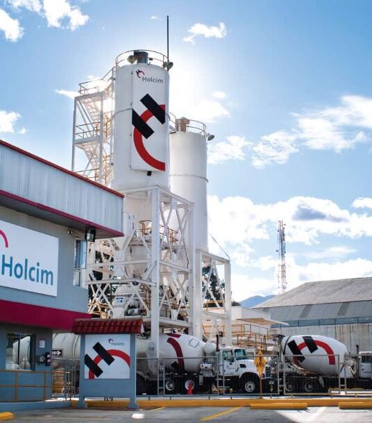 Холсим: декарбонизация цементной отрасли от поставщика до клиента