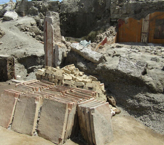 Древнеримская строительная площадка обнаружена среди руин Помпеи